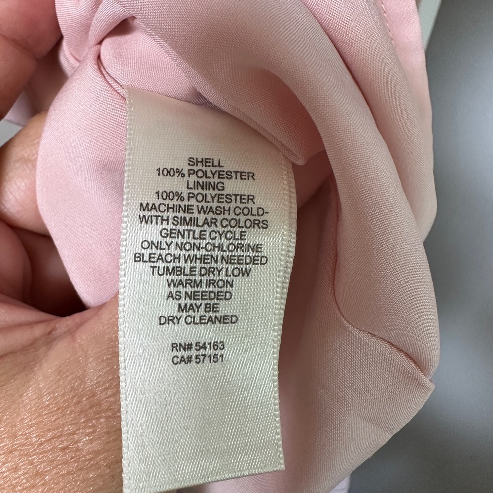 Eliza J
Floral Print Chiffon V-Neck, 3/4 Blouson Sheer Sleeve, High-Low Hem - Picture 7 of 8